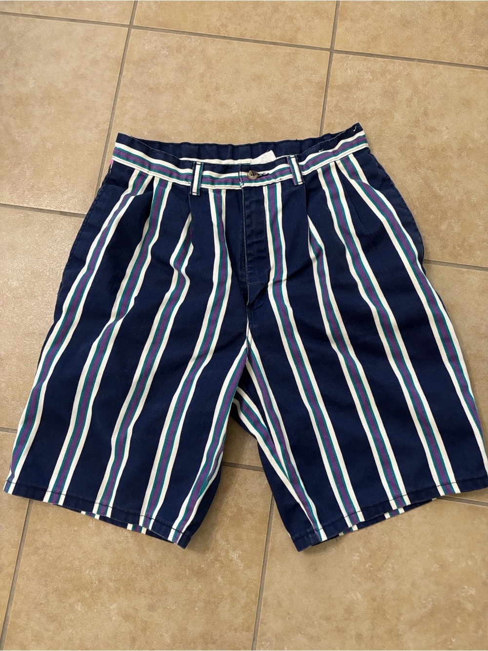 Vintage Vertical Stripe Casual Shorts